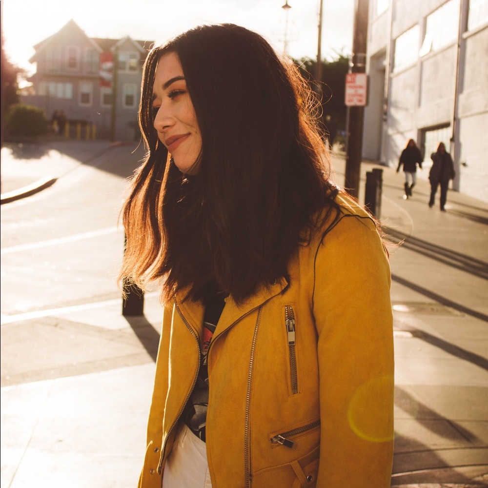Meet your Posher, Lexandra